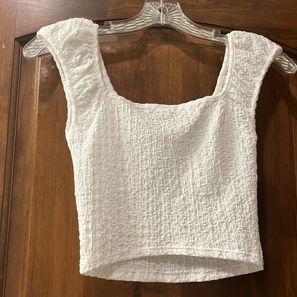 Tilly's white top, size xs - Picture 2 of 2